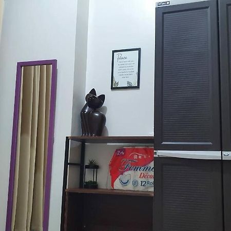 Cherolds Place Lovely 1 Bedroom Condo With Balcony Manila Exterior foto